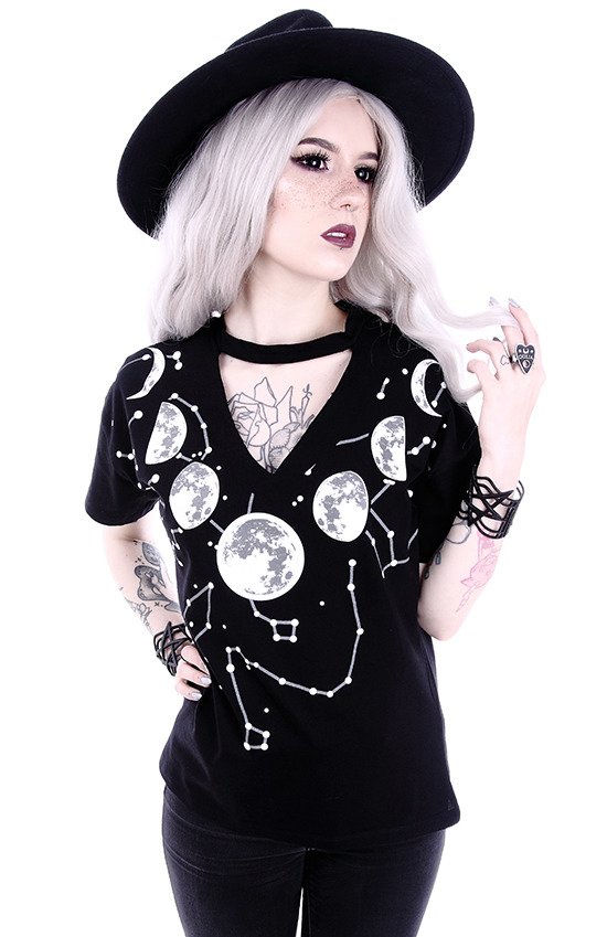 V-neck with choker gothic blouse with 