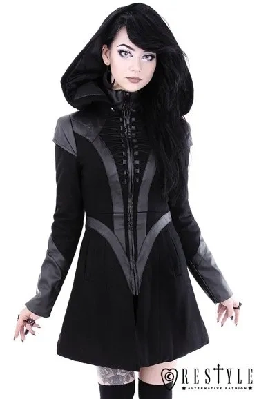 Schwarze Winterjacke mit Taschen, abnehmbare Kapuze "FUTURE GOTH COAT"