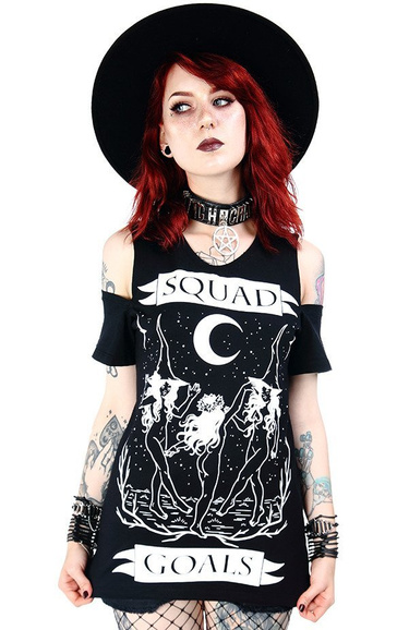 Black witches  cold shoulder T-shirt Squad Goals