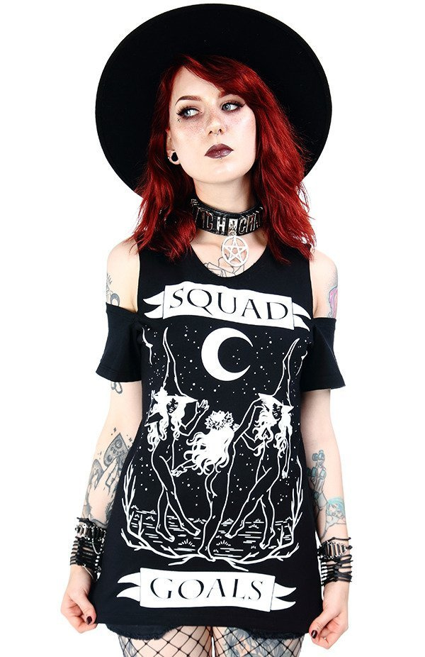 Black witches  cold shoulder T-shirt Squad Goals