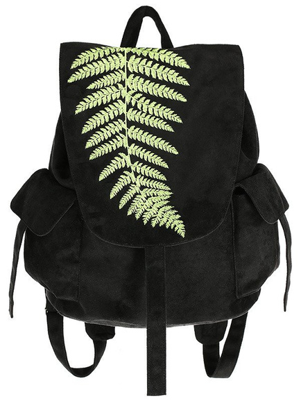 Zamszowy plecak z klapą i haftem paproci FERN BACKPACK