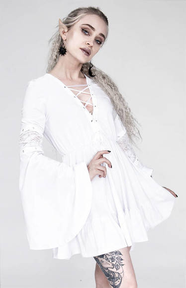 Bawełniana Sukienka Eden White z falbanami i wiązaniem gorsetowym